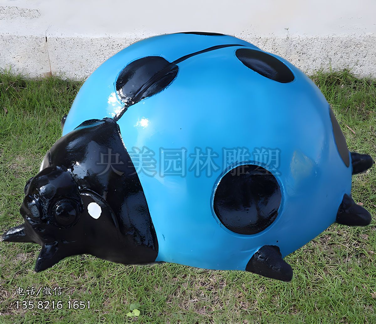 藍色玻璃鋼瓢蟲雕塑