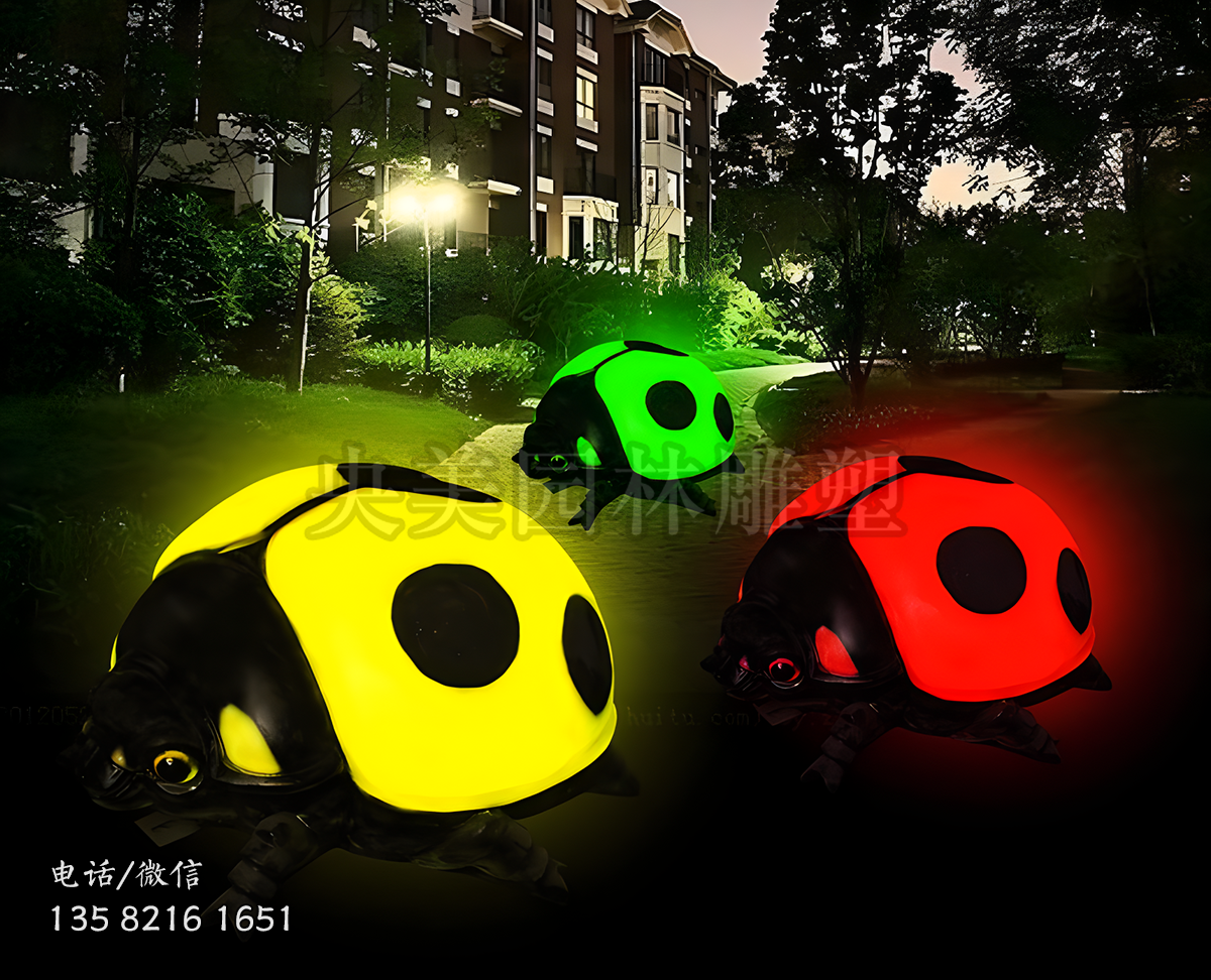 玻璃鋼發(fā)光七星瓢蟲雕塑