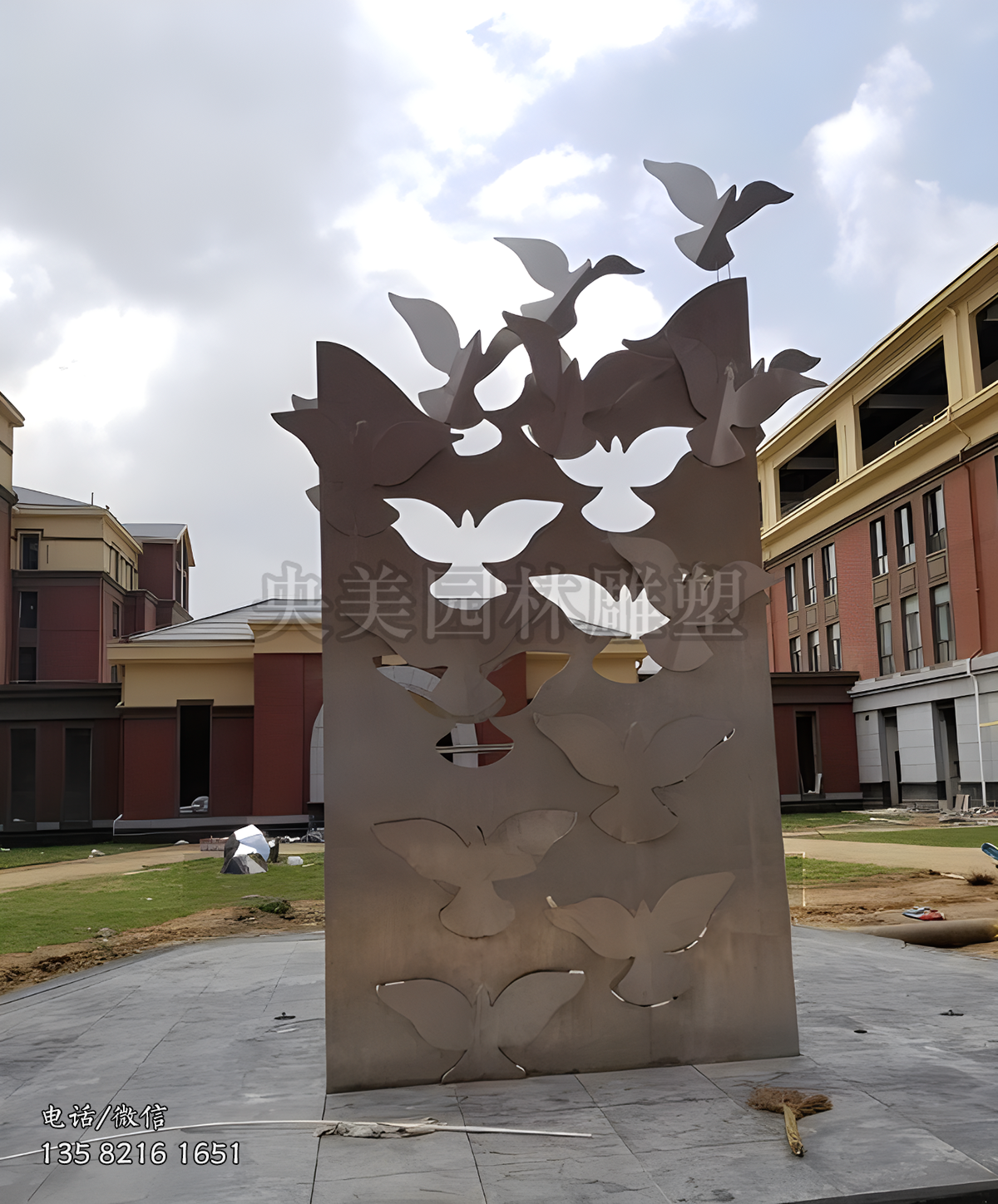 創(chuàng)意不銹鋼鴿子景觀雕塑