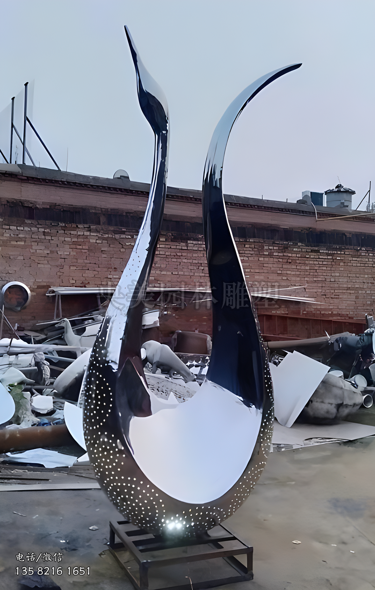 鏤空透光抽象仙鶴藝術(shù)雕塑