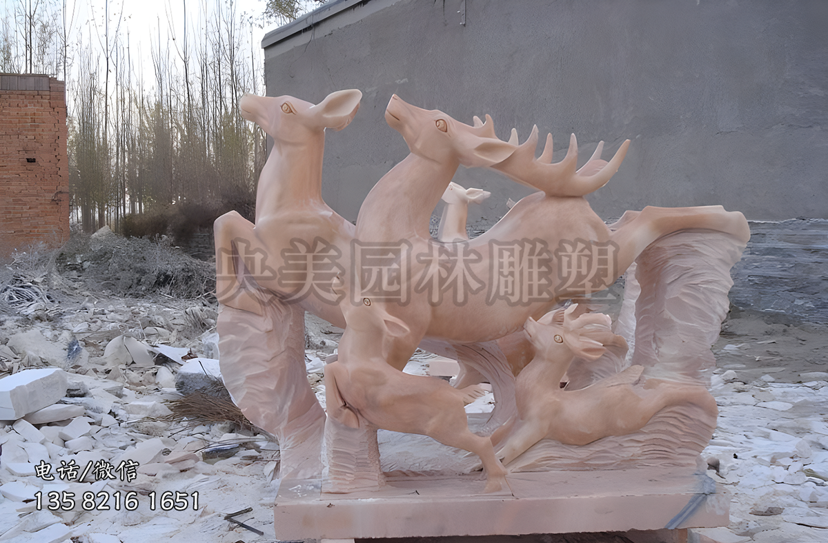 晚霞紅奔鹿鹿群景觀(guān)石雕