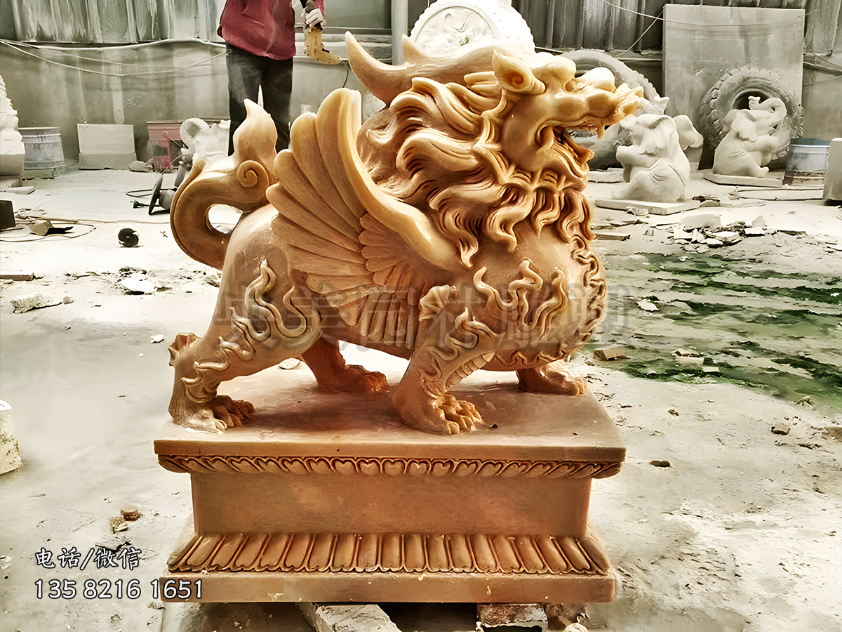 晚霞紅大理石石雕貔貅