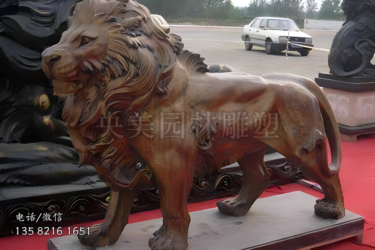 仿真獅子鑄銅雕塑