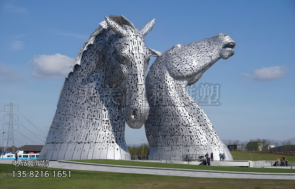 巨型不銹鋼創(chuàng)意馬頭景觀雕塑