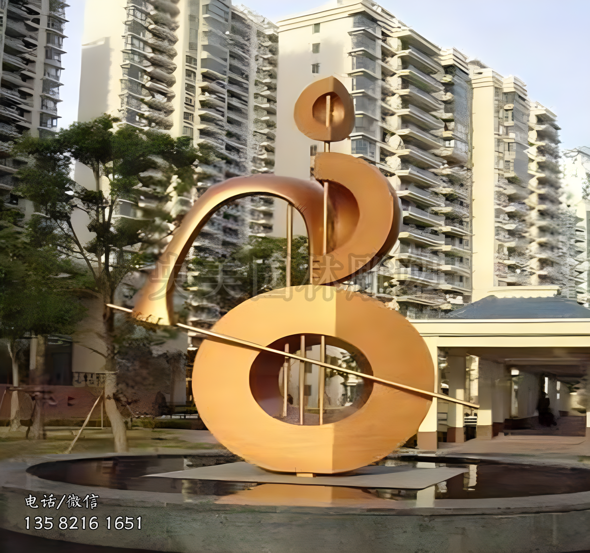 創(chuàng)意拉大提琴的抽象人物雕塑