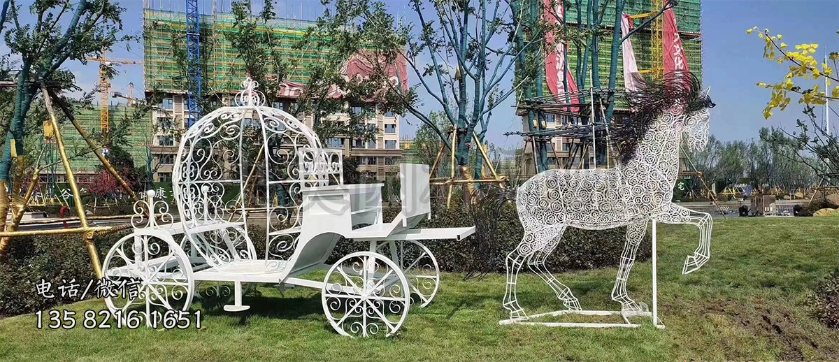 鐵藝編織馬拉車組合雕塑