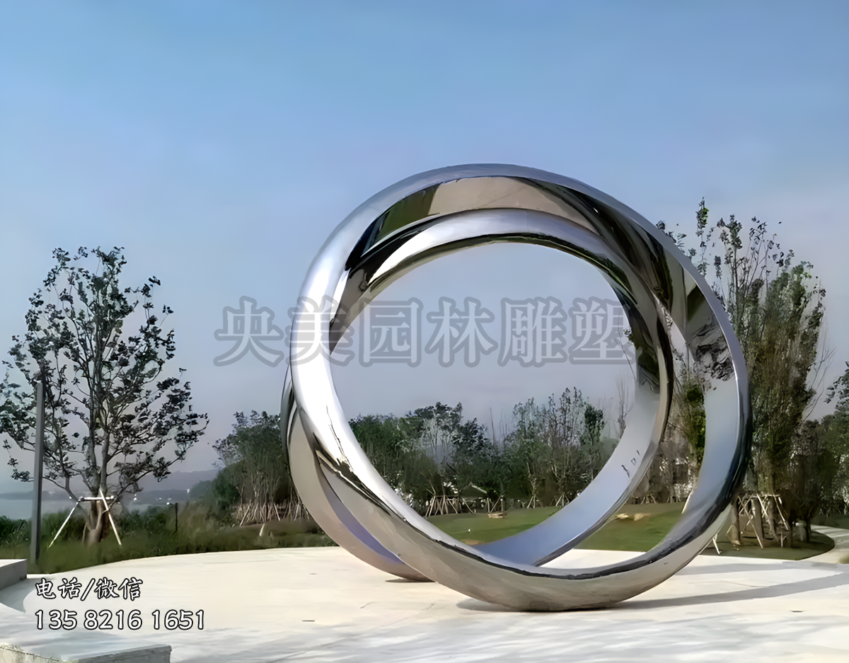 鏡面不銹鋼戒指雕塑